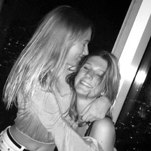 Meet your Posher, Alizee